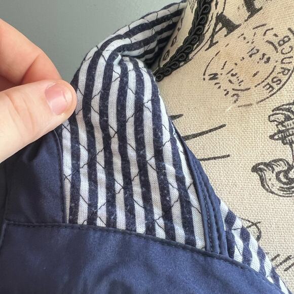 Chico’s dark blue/silver/white quilted snap button collared jacket with pockets - Picture 8 of 16